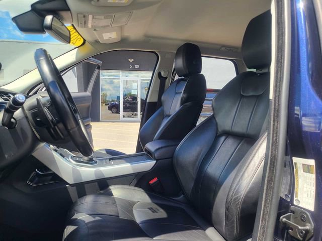 Used 2018 Land Rover Range Rover Evoque SE AWD/4WD image 15