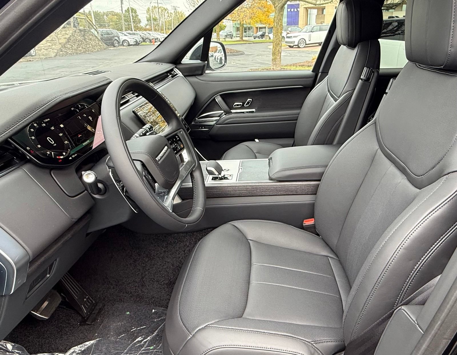 New 2026 Land Rover Range Rover SE AWD/4WD image 14