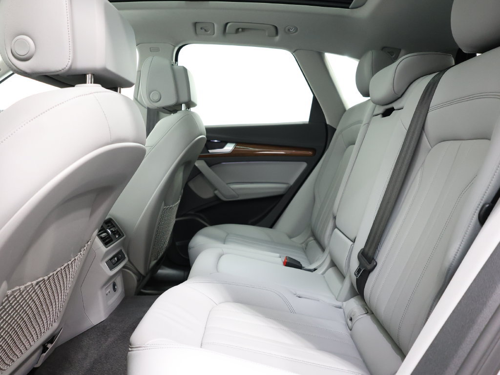 Used 2022 Audi Q5 2.0T Premium Plus AWD/4WD image 27