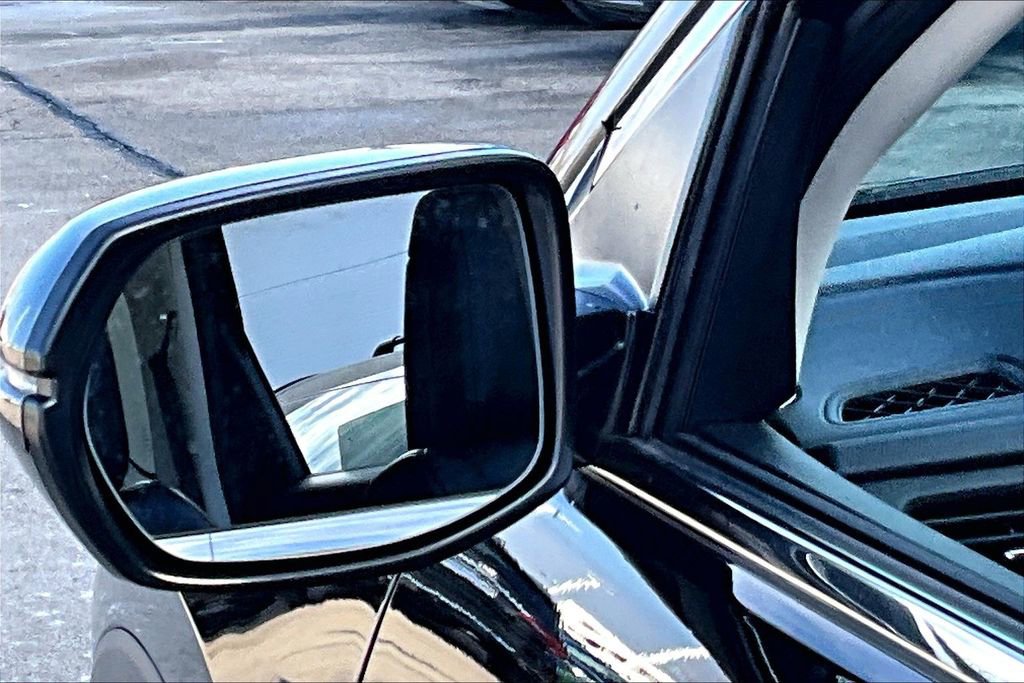 Used 2015 Honda CR-V Touring image 13