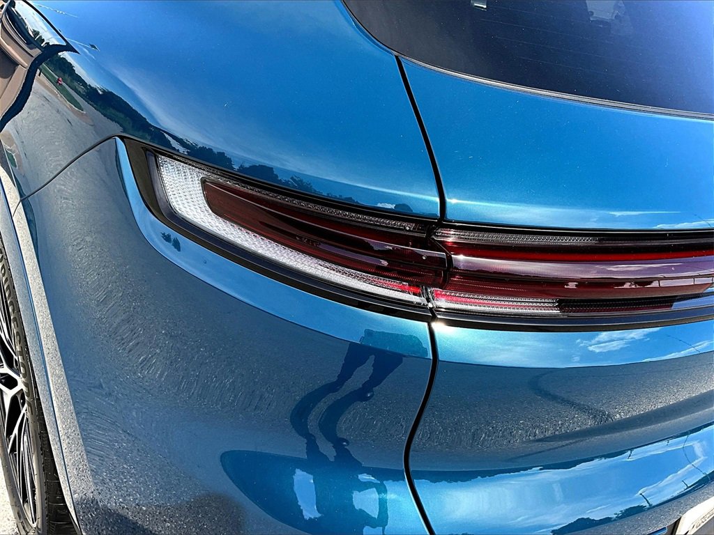 New 2026 Porsche Cayenne image 20