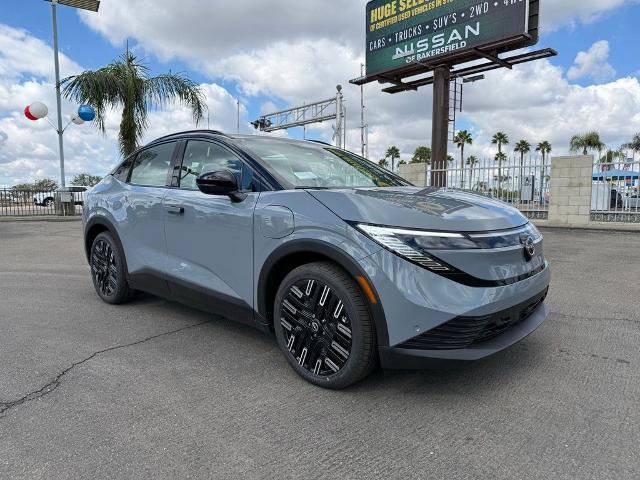 New 2026 Nissan Leaf Platinum+ image 1