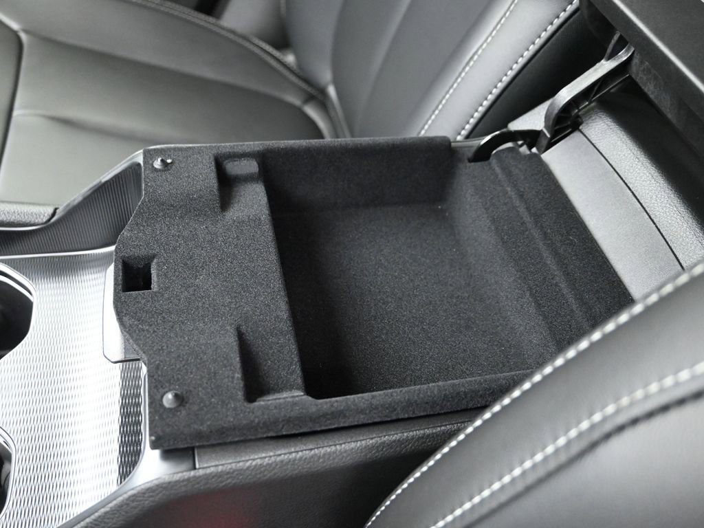 New 2025 Jeep Grand Cherokee Limited w/ Black Appearance Package image 22