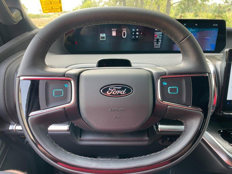 New 2025 Ford Expedition Max Platinum image 36