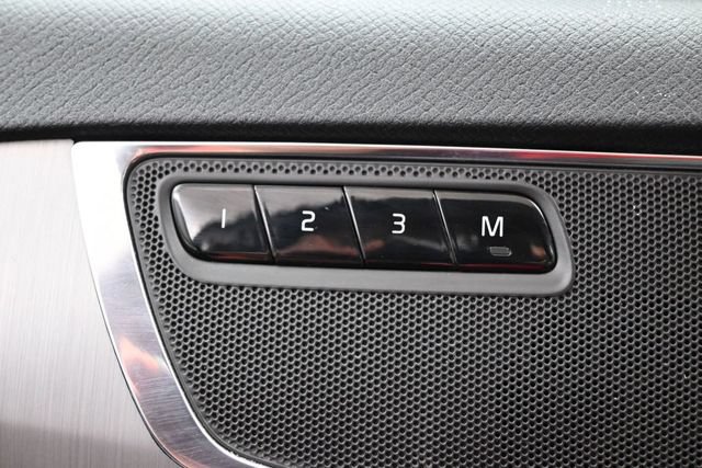 Used 2022 Volvo XC90 T5 Momentum AWD/4WD image 27