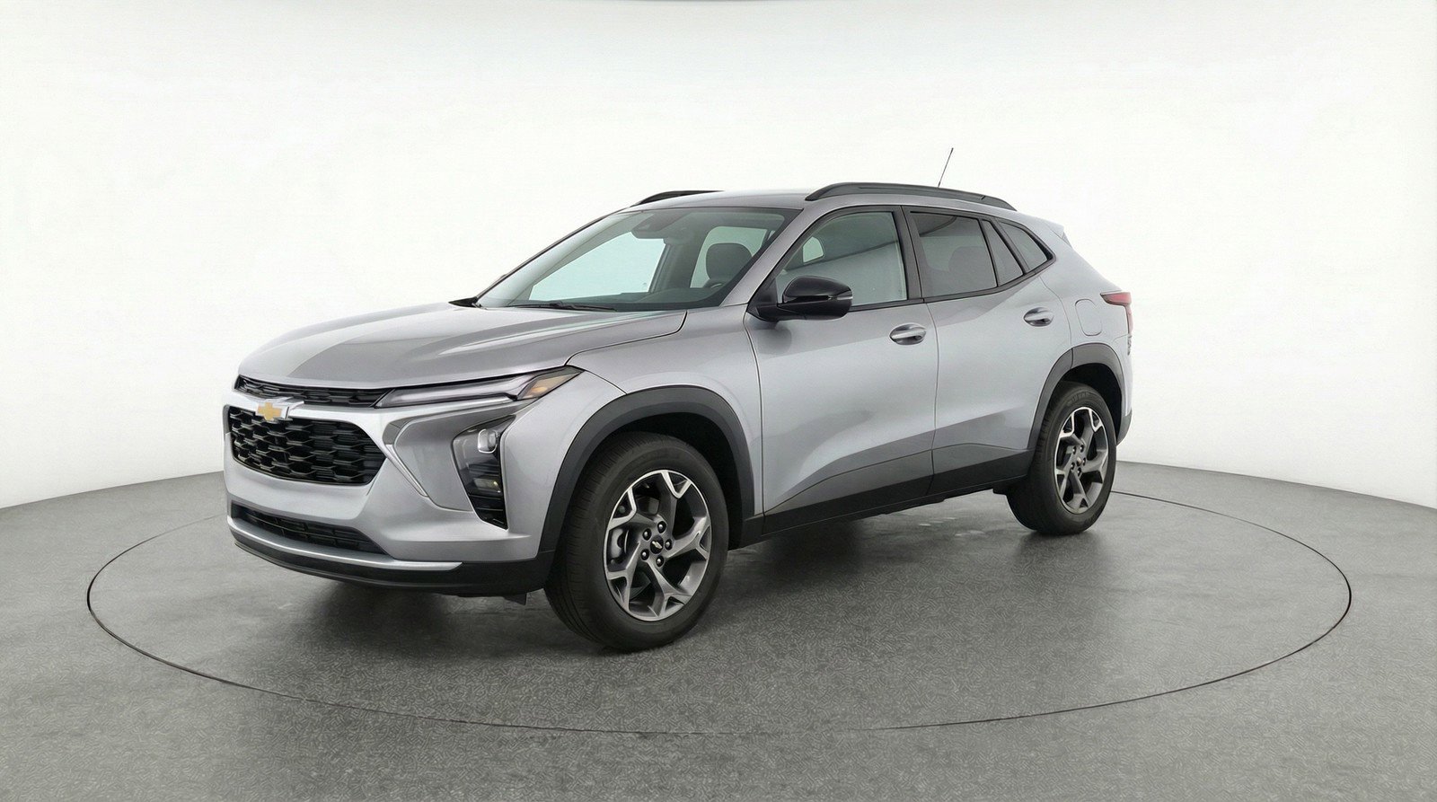 Used 2025 Chevrolet Trax LT w/ LT Convenience Package image 3