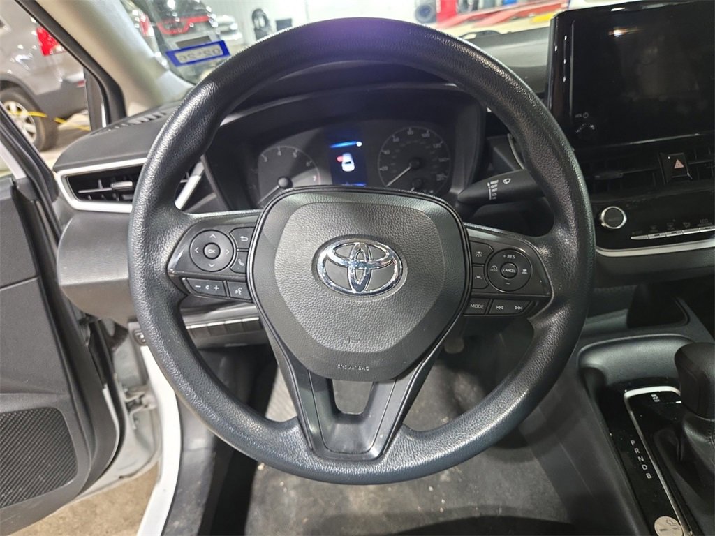 Used 2024 Toyota Corolla LE image 15