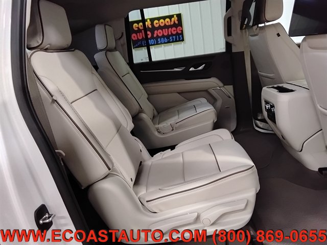 Used 2023 GMC Yukon XL Denali AWD/4WD image 16