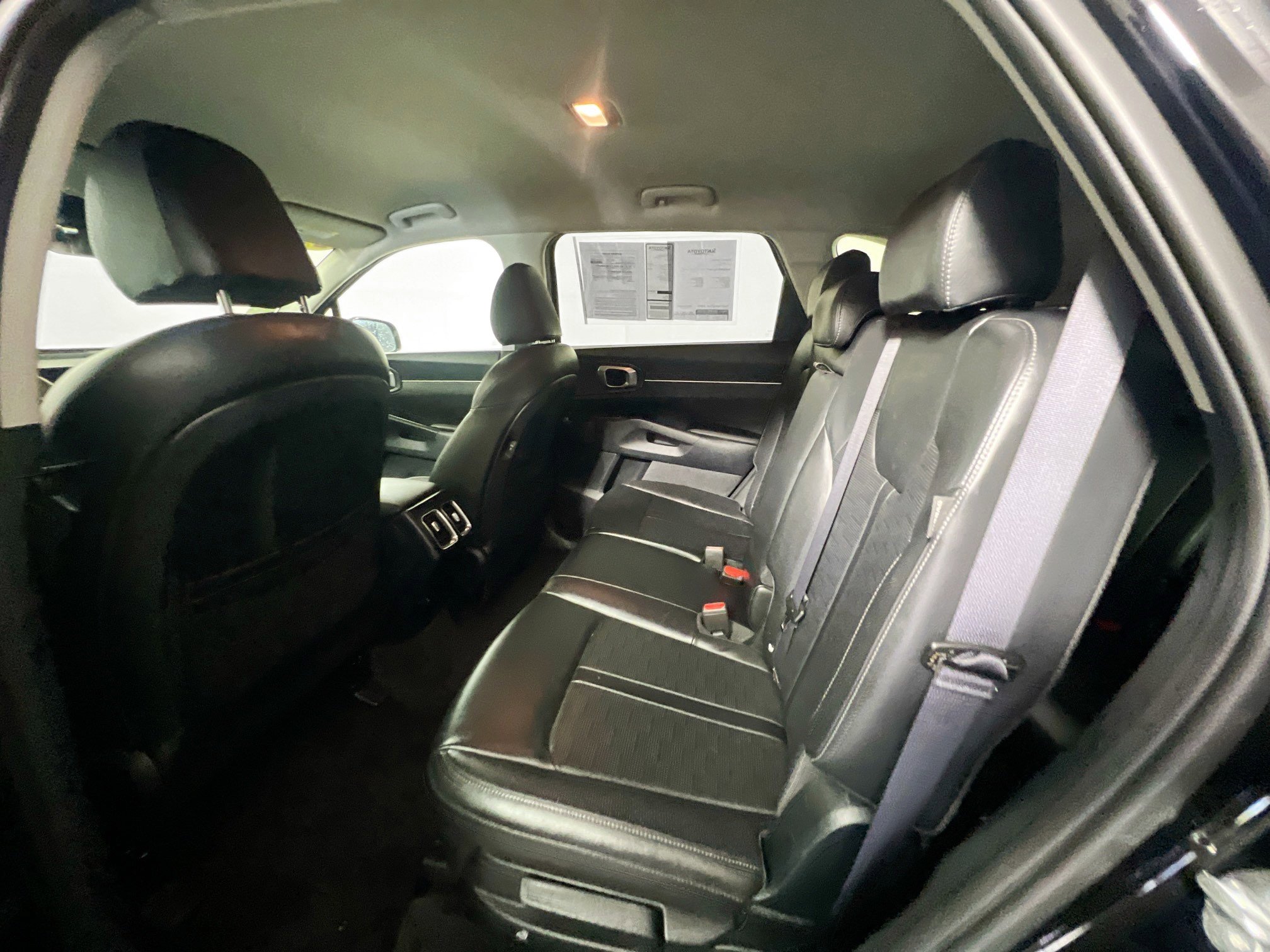 Used 2024 Kia Sorento S FWD image 29