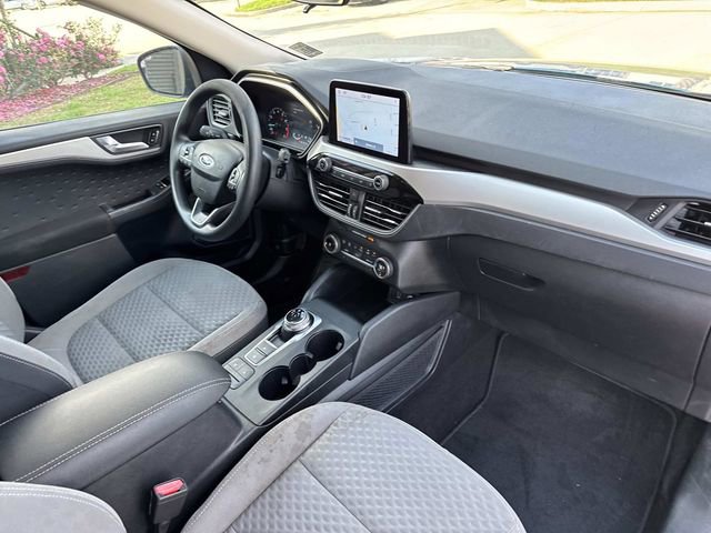 Used 2020 Ford Escape SE image 13