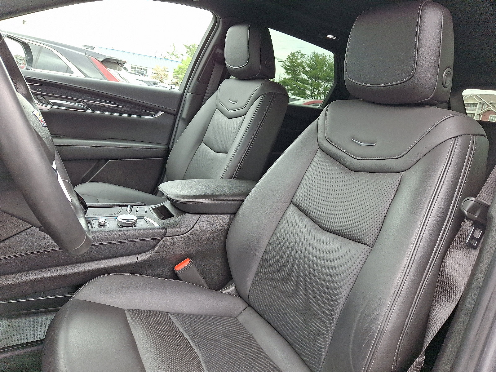 Certified 2022 Cadillac XT5 Premium Luxury image 17