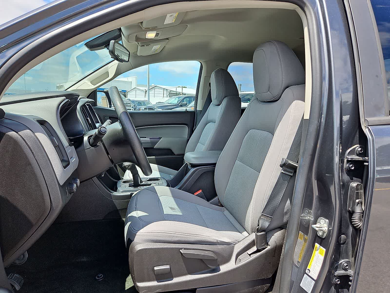 Used 2016 Chevrolet Colorado W/T w/ WT Convenience Package AWD/4WD image 23