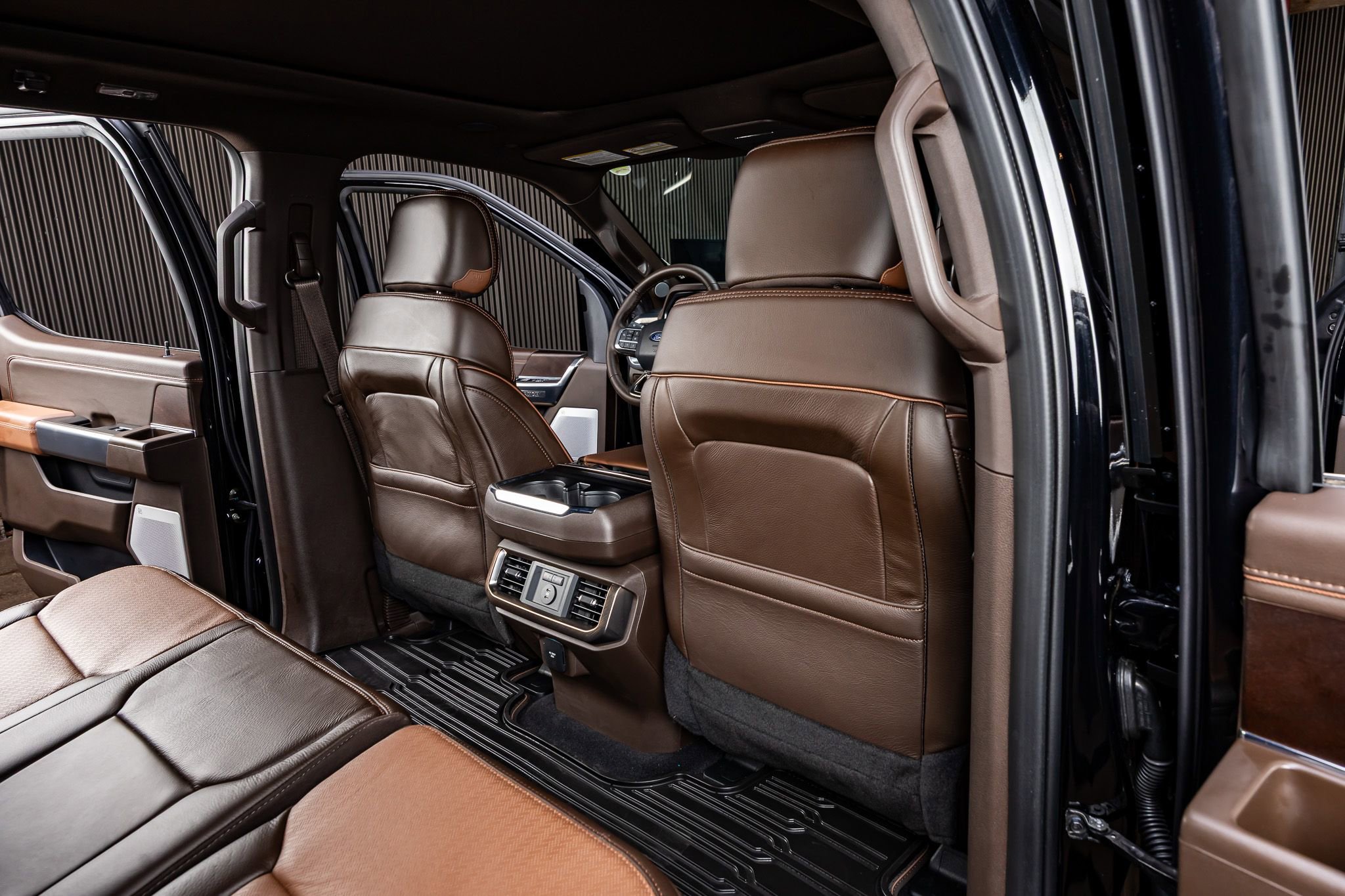 Used 2025 Ford F150 King Ranch w/ FX4 Off-Road Package image 32