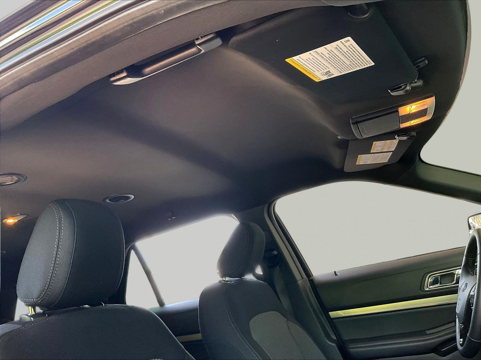 Used 2018 Ford Explorer XLT AWD/4WD image 28