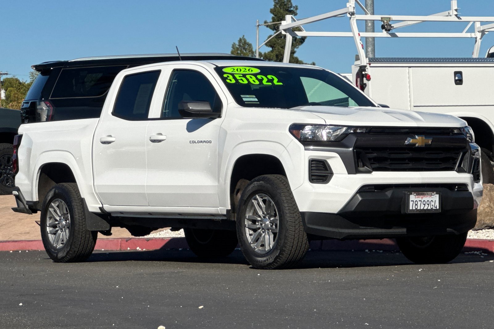 Used 2026 Chevrolet Colorado LT image 2