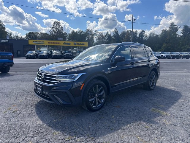 Used 2022 Volkswagen Tiguan SE