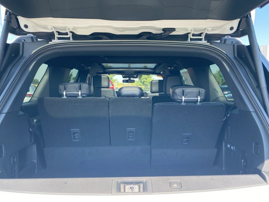 New 2025 Ford Expedition Platinum w/ Stealth Performance Package image 12