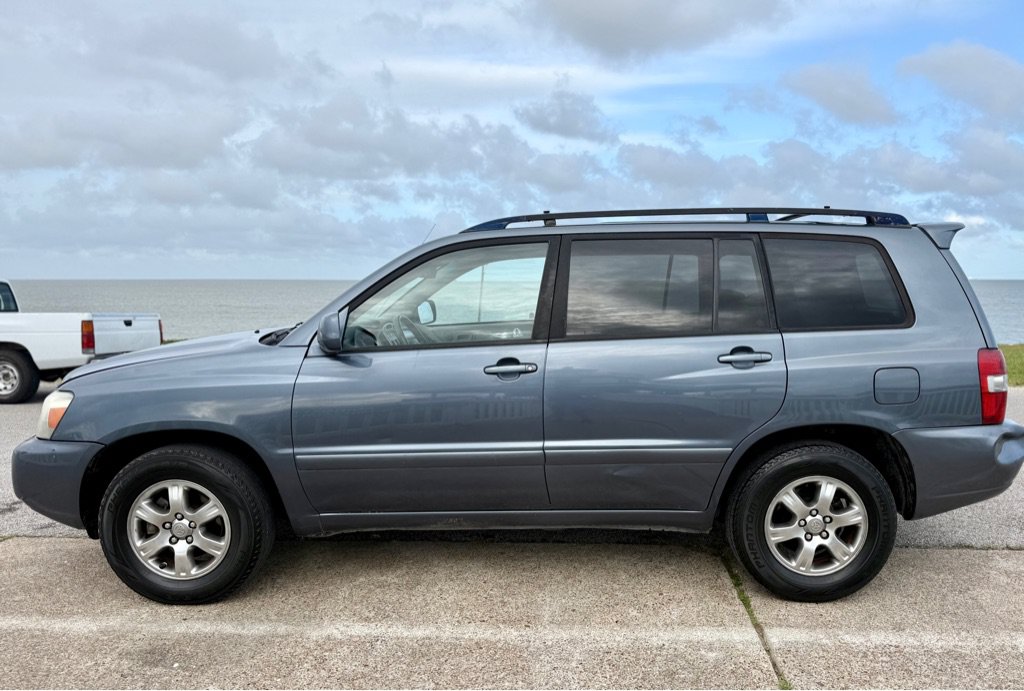 Used 2004 Toyota Highlander 2WD image 8