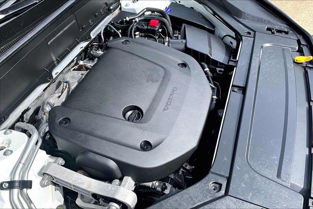 Certified 2023 Volvo XC90 B6 Ultimate w/ Protection Package Premier image 44