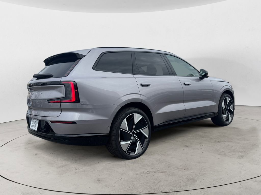New 2026 Volvo EX90 Ultra image 7
