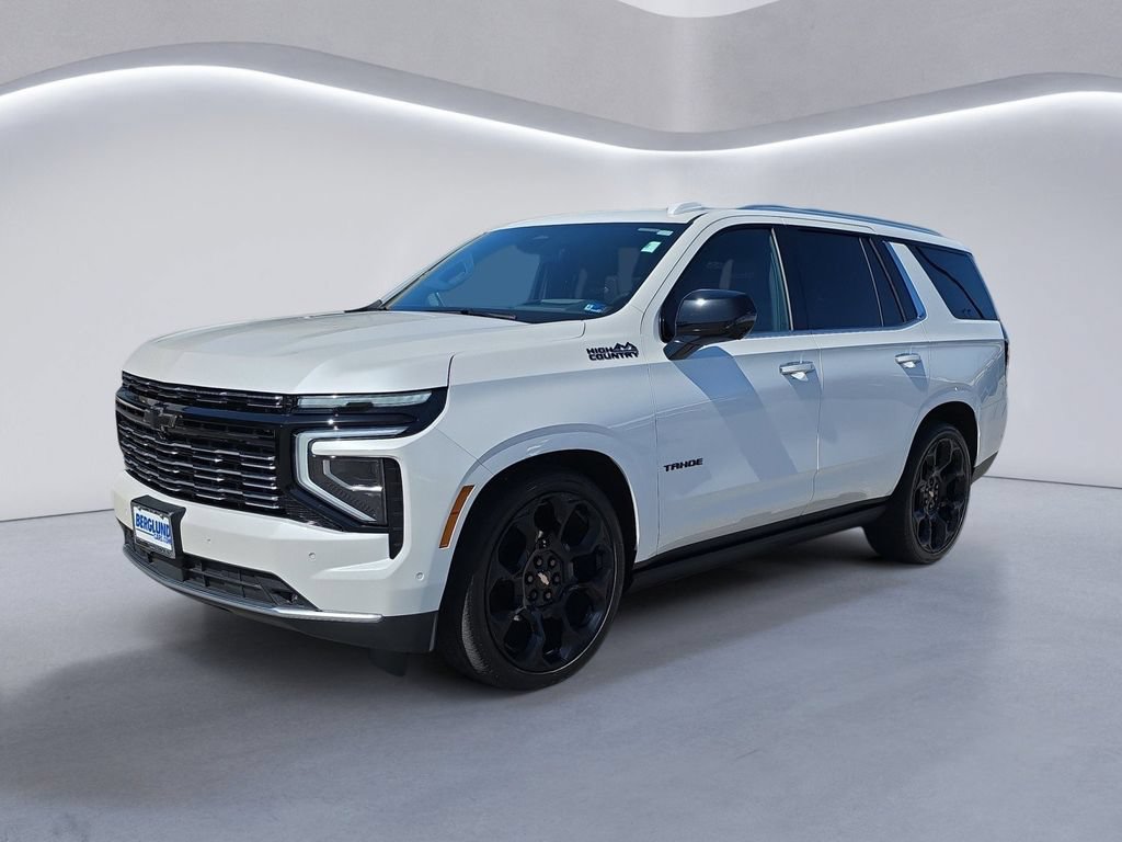 Used 2025 Chevrolet Tahoe High Country AWD/4WD image 7