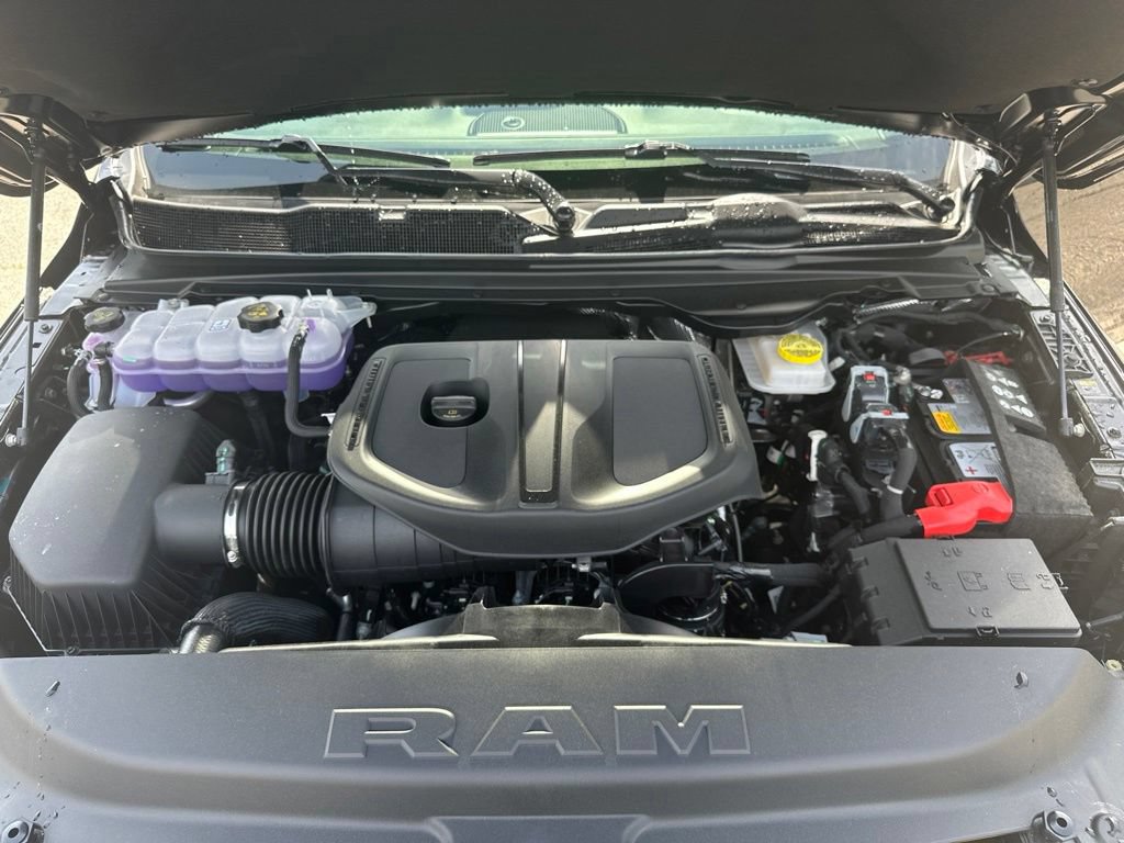 New 2026 RAM 1500 Express AWD/4WD image 28