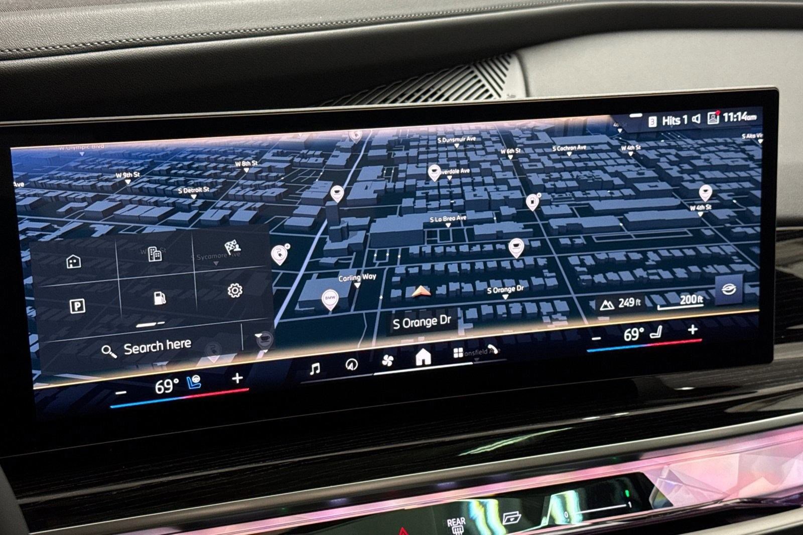 New 2026 BMW 750e xDrive image 24