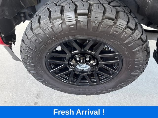 Used 2022 Ford F250 Lariat w/ Black Appearance Package AWD/4WD image 22