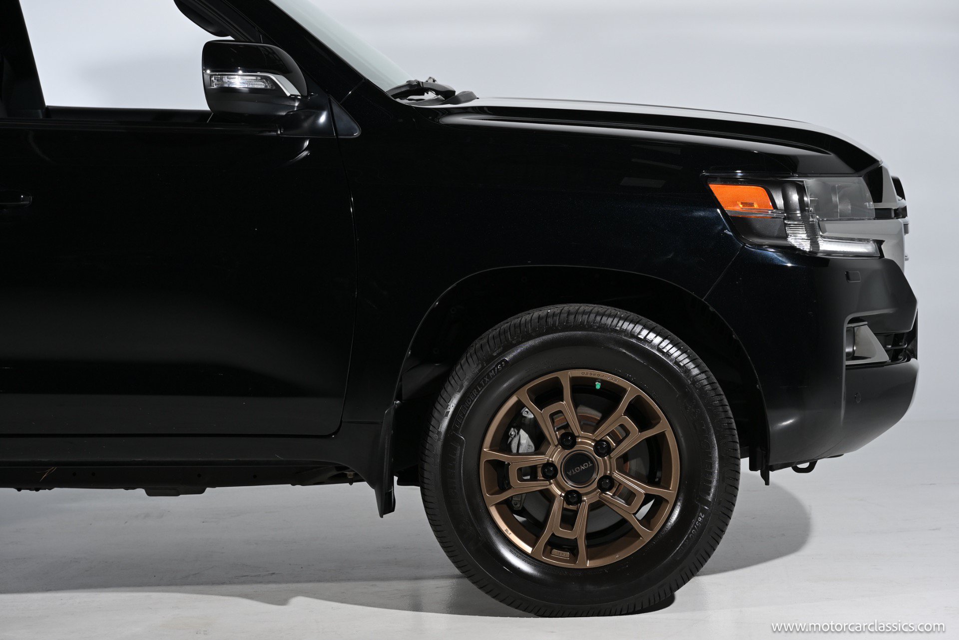 Used 2020 Toyota Land Cruiser Heritage Edition AWD/4WD image 14