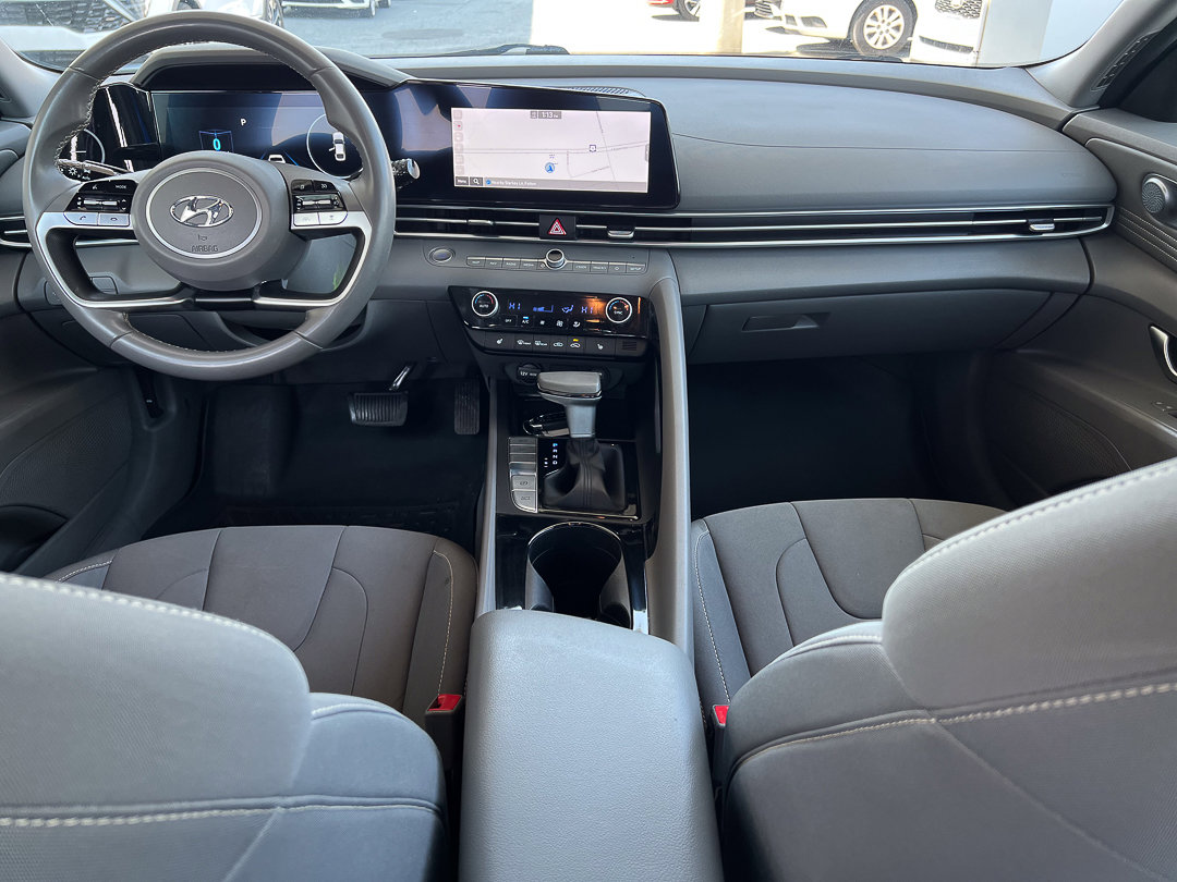 Used 2023 Hyundai Elantra SEL w/ Convenience Package FWD image 22