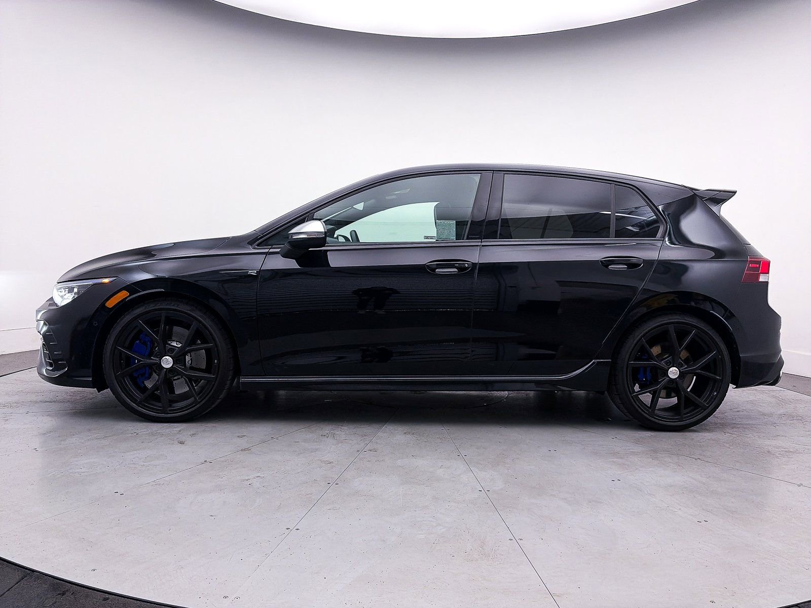 Used 2024 Volkswagen Golf R image 39