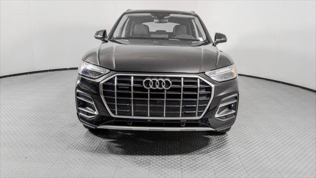 Used 2021 Audi Q5 2.0T Premium w/ Convenience Package AWD/4WD image 12