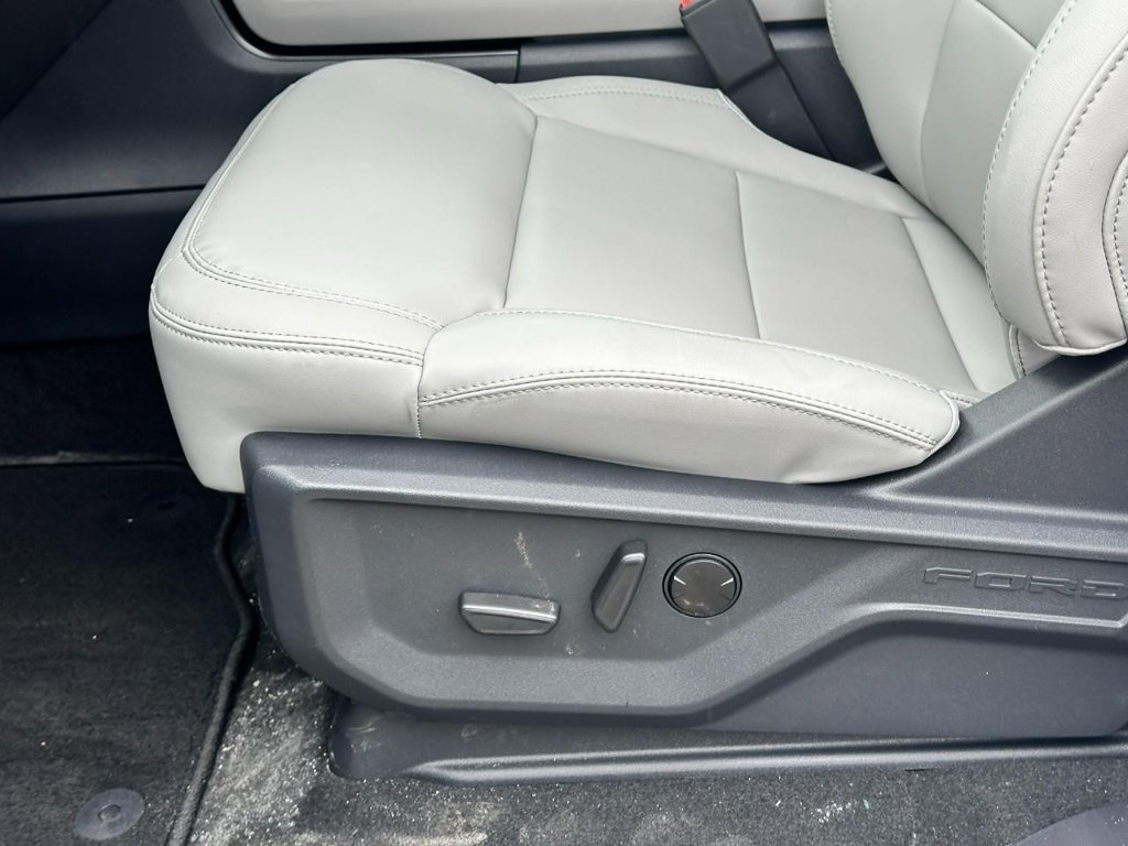 New 2026 Ford Expedition Max Active AWD/4WD image 13