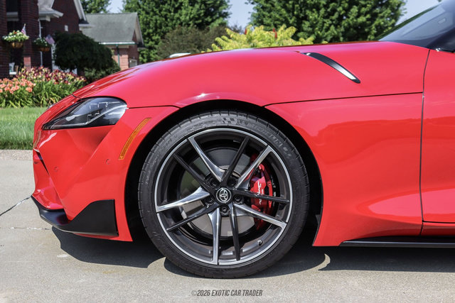 Used 2021 Toyota Supra Premium w/ Driver Assist Package RWD image 4