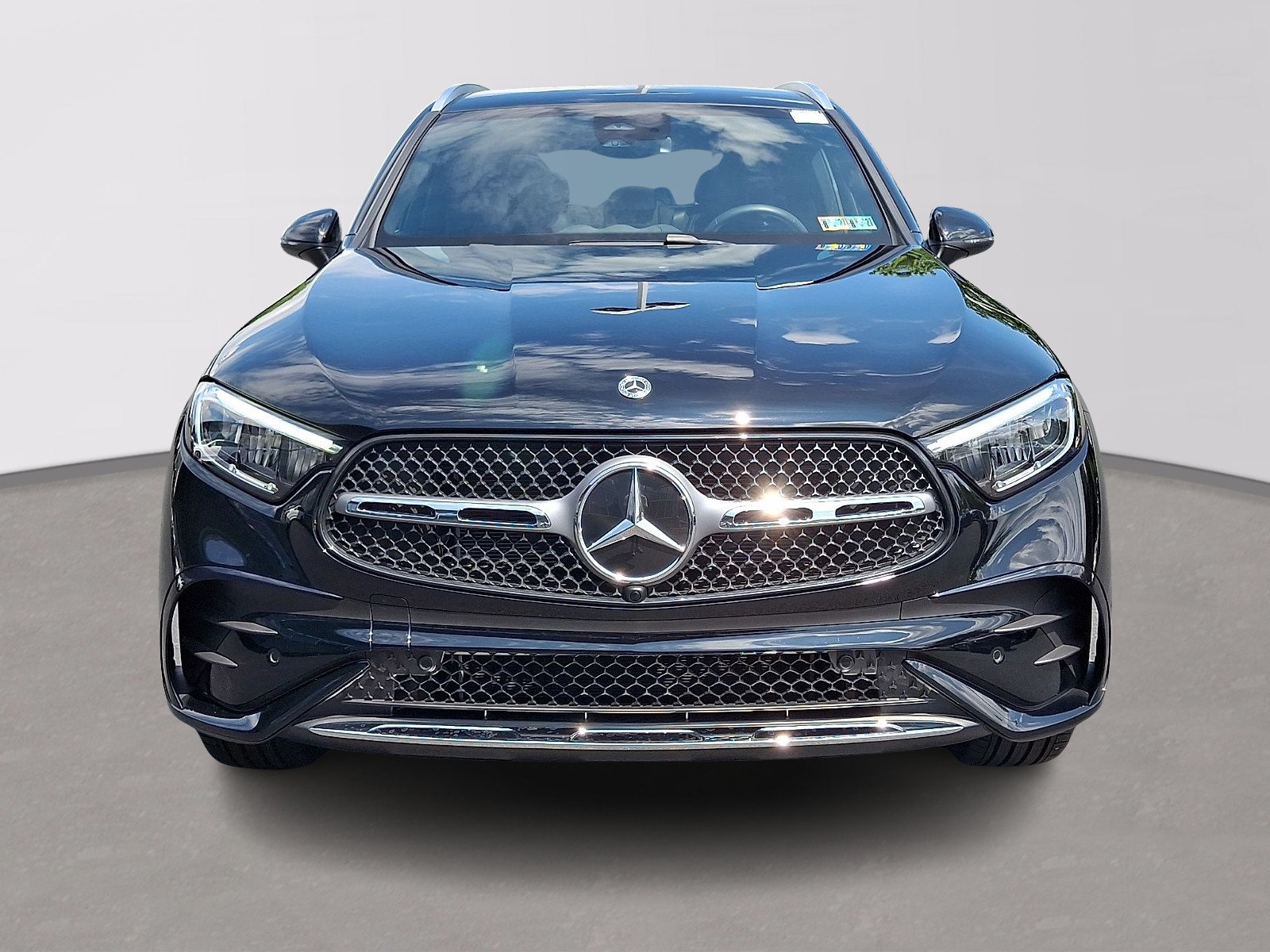Certified 2026 Mercedes-Benz GLC 300 4MATIC image 2