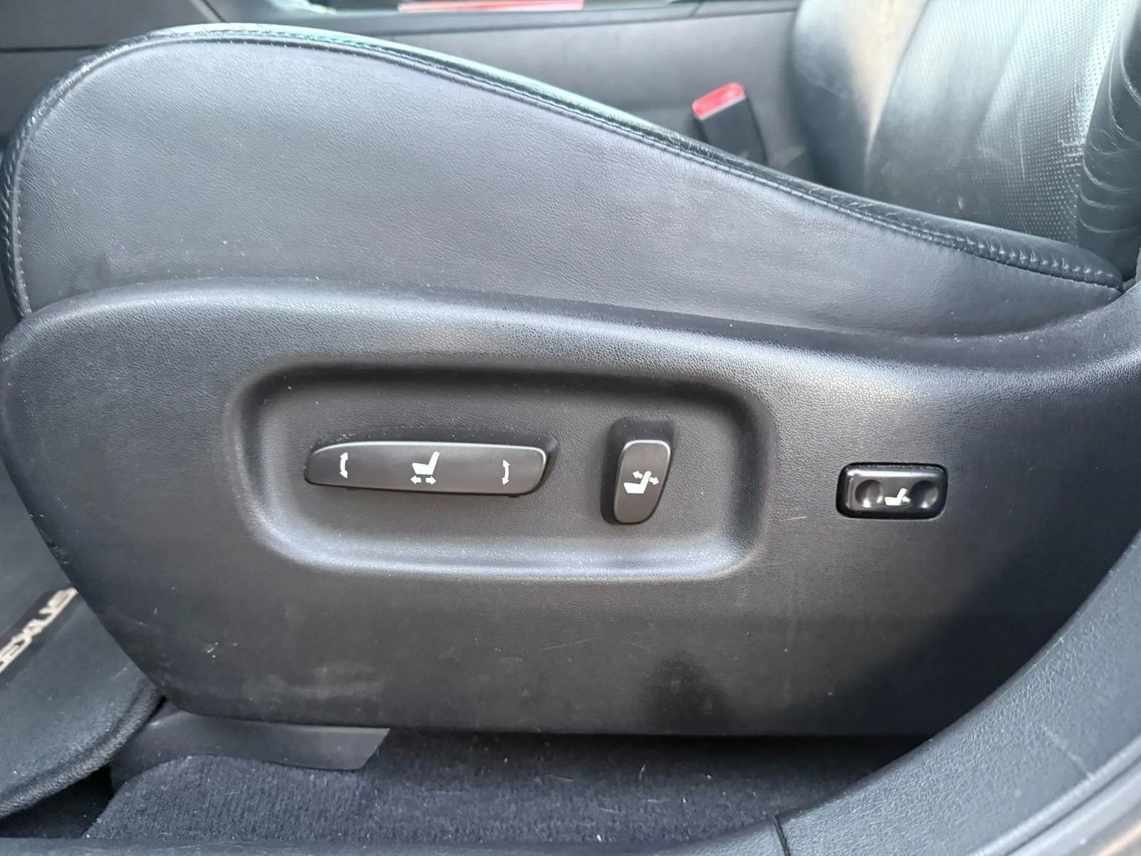 Used 2010 Lexus RX 350 AWD image 24