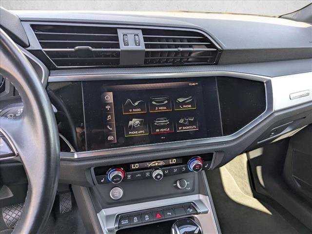 Used 2020 Audi Q3 2.0T Premium w/ Convenience Package image 11