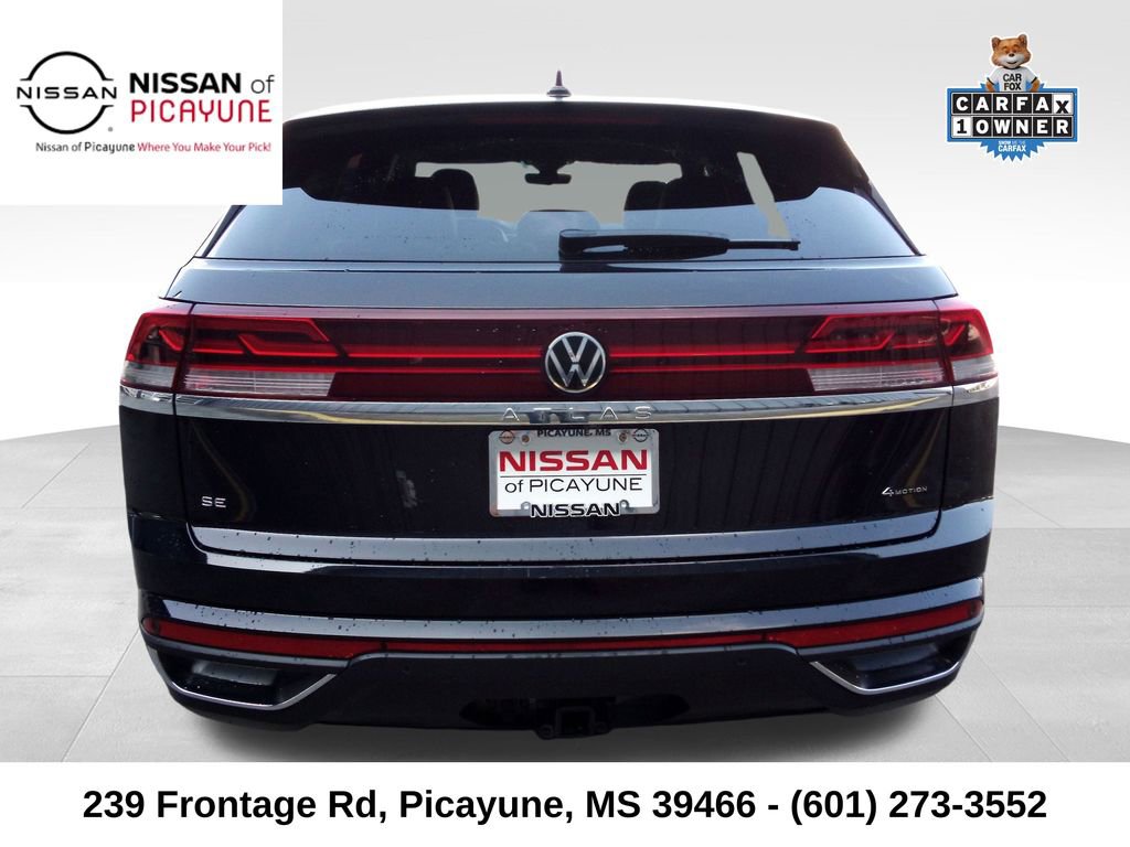 Used 2025 Volkswagen Atlas Cross Sport SE image 4