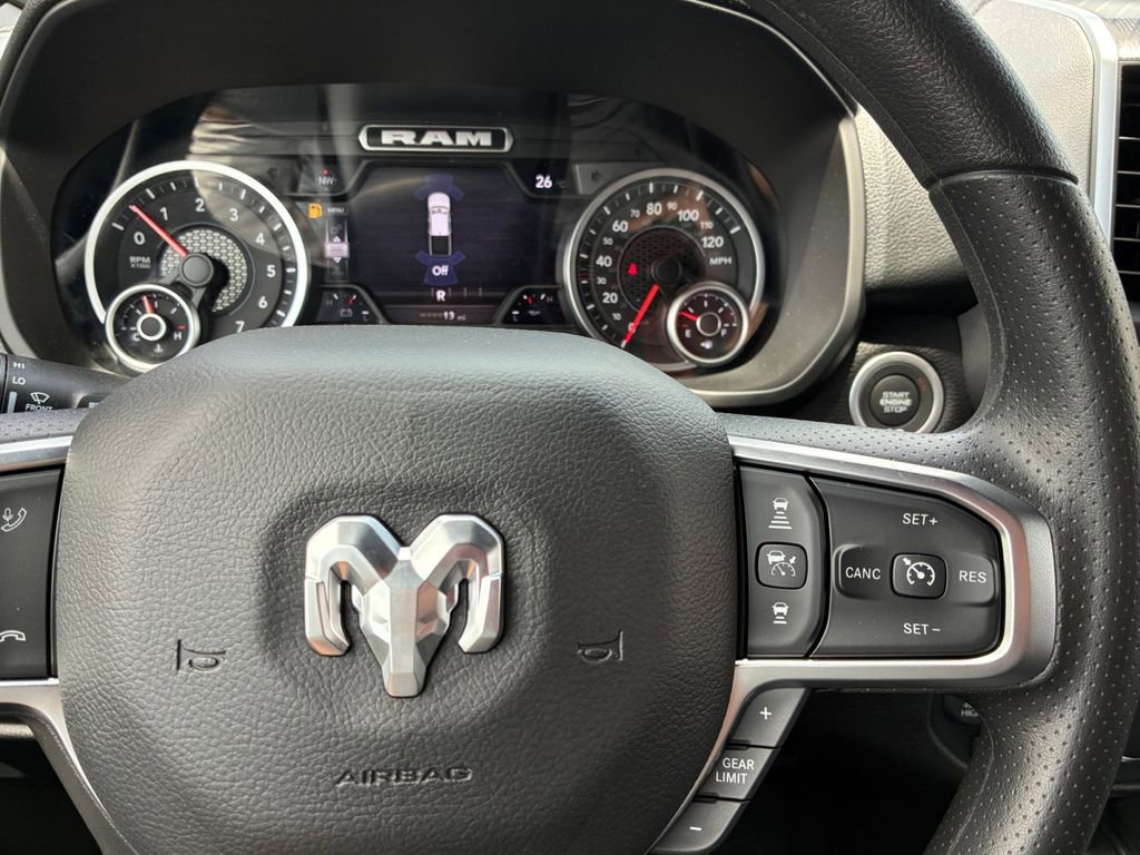New 2026 RAM 1500 Express AWD/4WD image 12