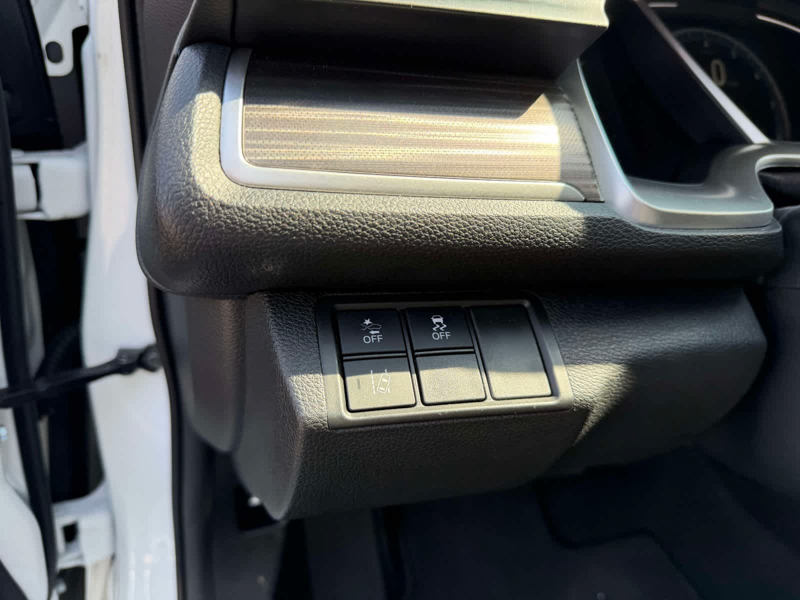 Used 2021 Honda Civic EX-L image 16