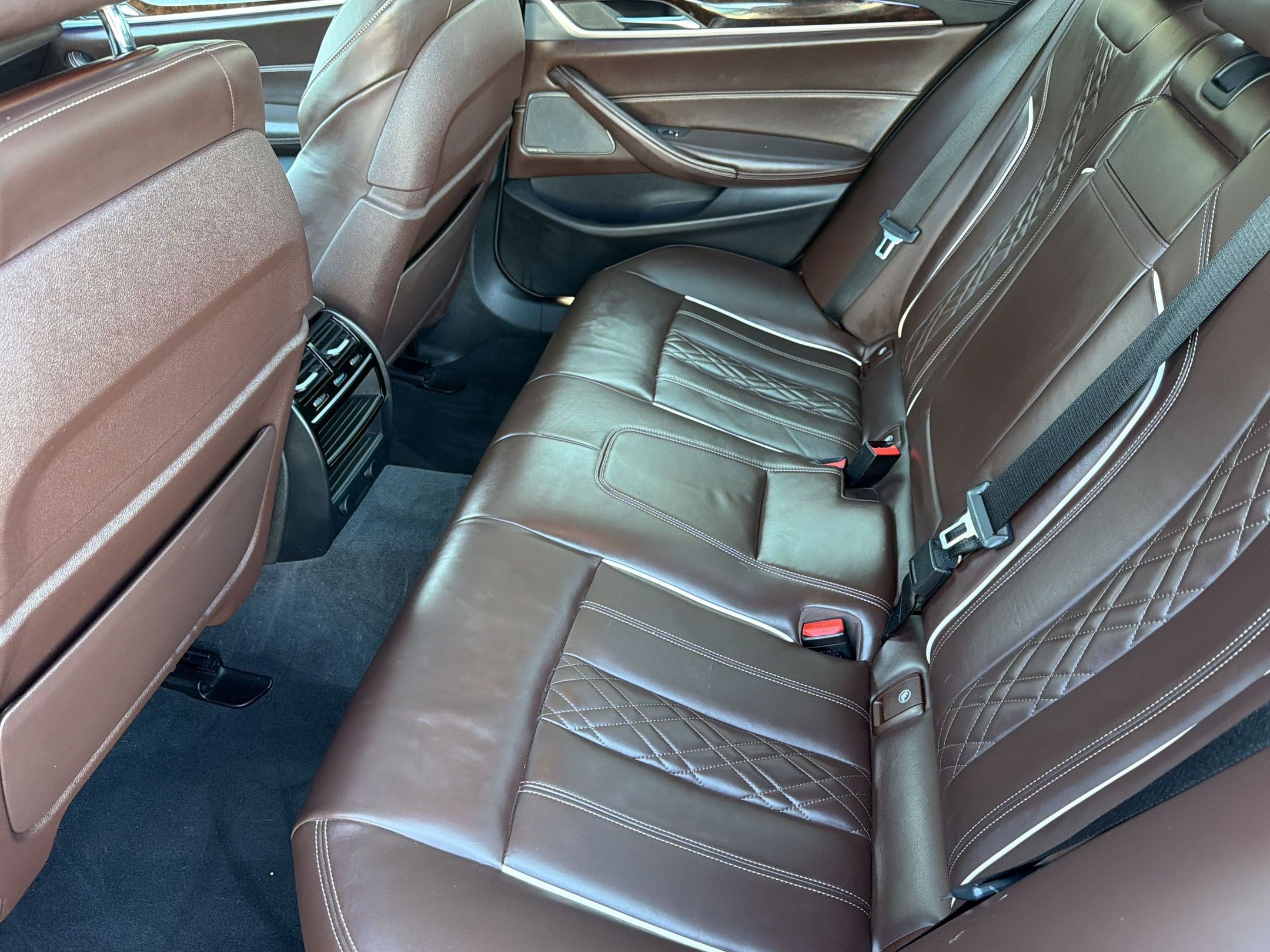 Used 2017 BMW 540i RWD image 25