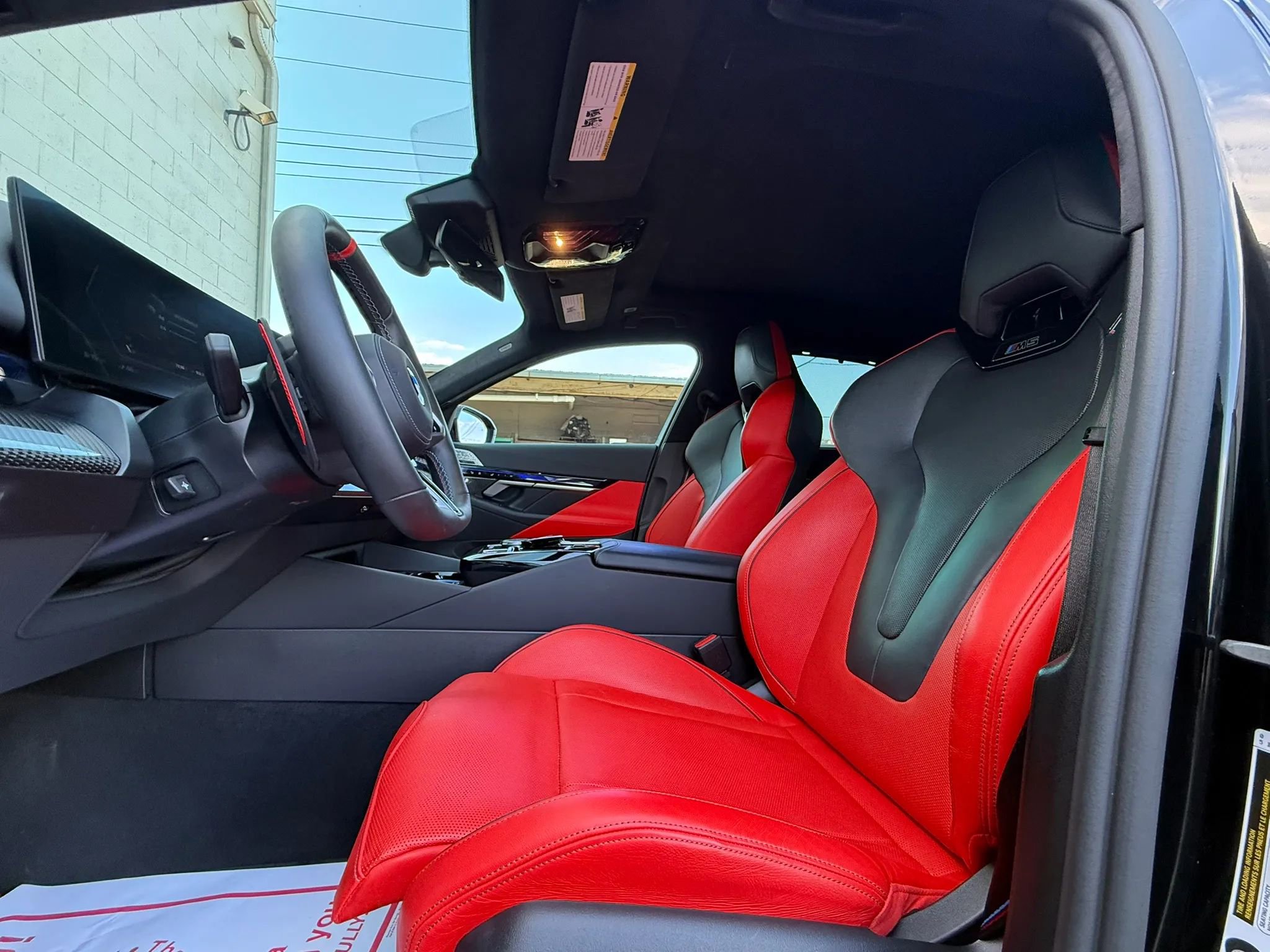 Used 2025 BMW M5 Sedan 4D w/ Executive Package image 44