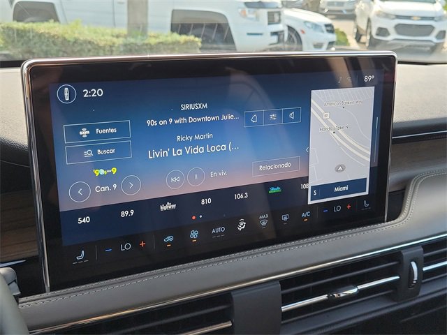 Certified 2023 Lincoln Corsair Reserve image 17