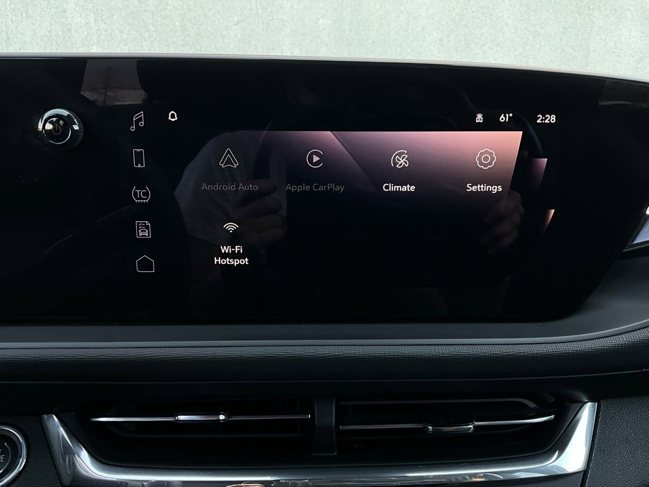 Used 2025 Buick Envista Preferred image 28