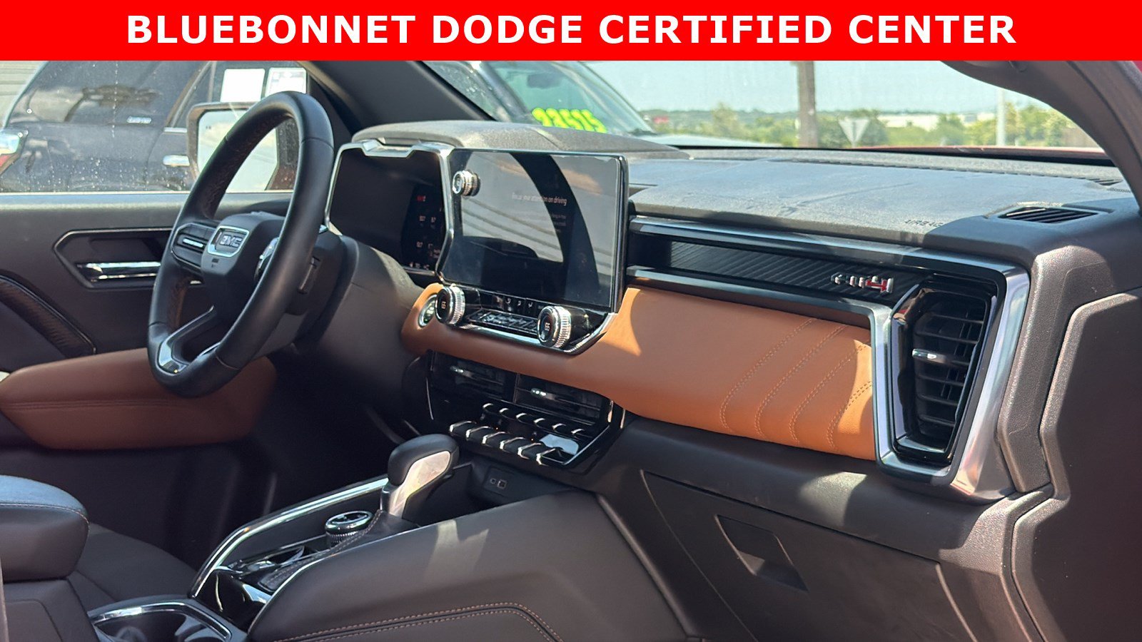 Used 2024 GMC Canyon AT4 w/ Technology Package AWD/4WD image 21