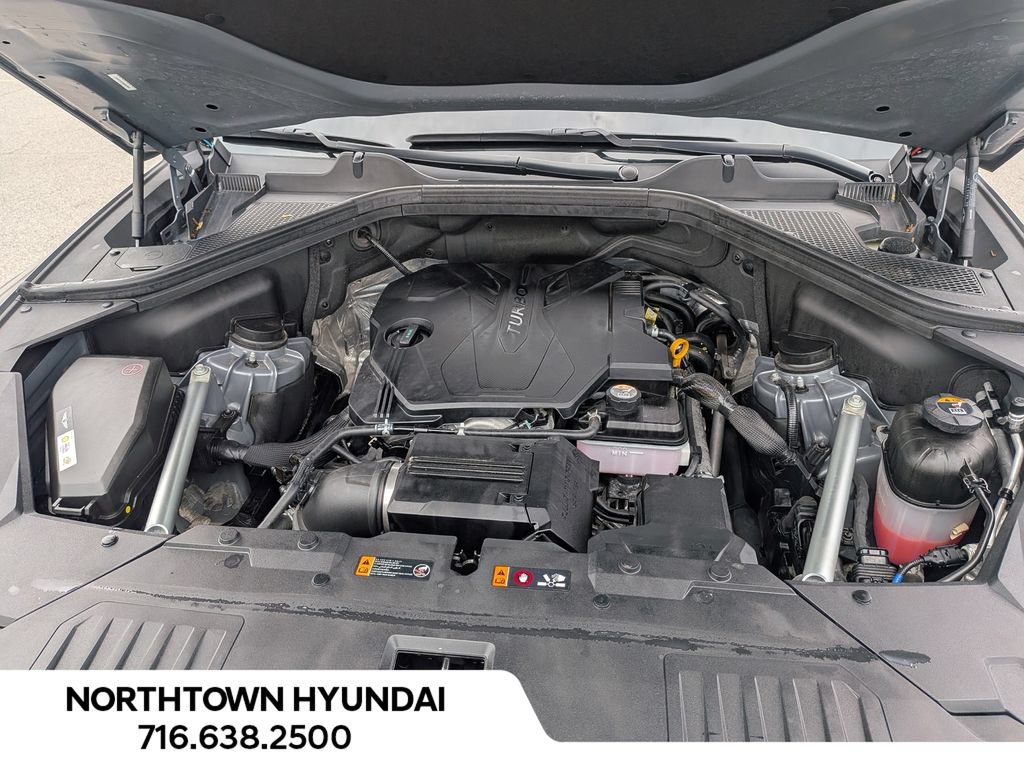 Used 2025 Genesis GV80 2.5T Standard AWD/4WD image 46