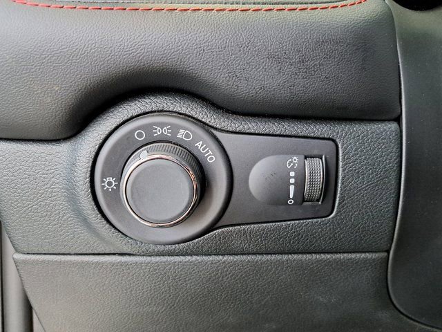 Used 2024 Dodge Durango GT image 12