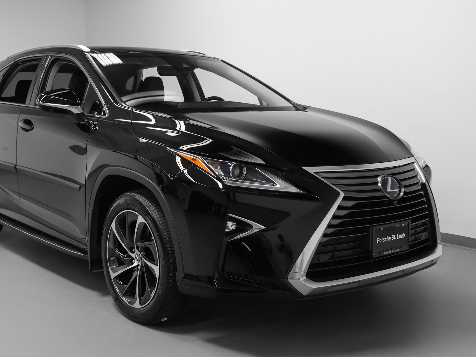 Used 2019 Lexus RX 450h AWD w/ Luxury Package image 9