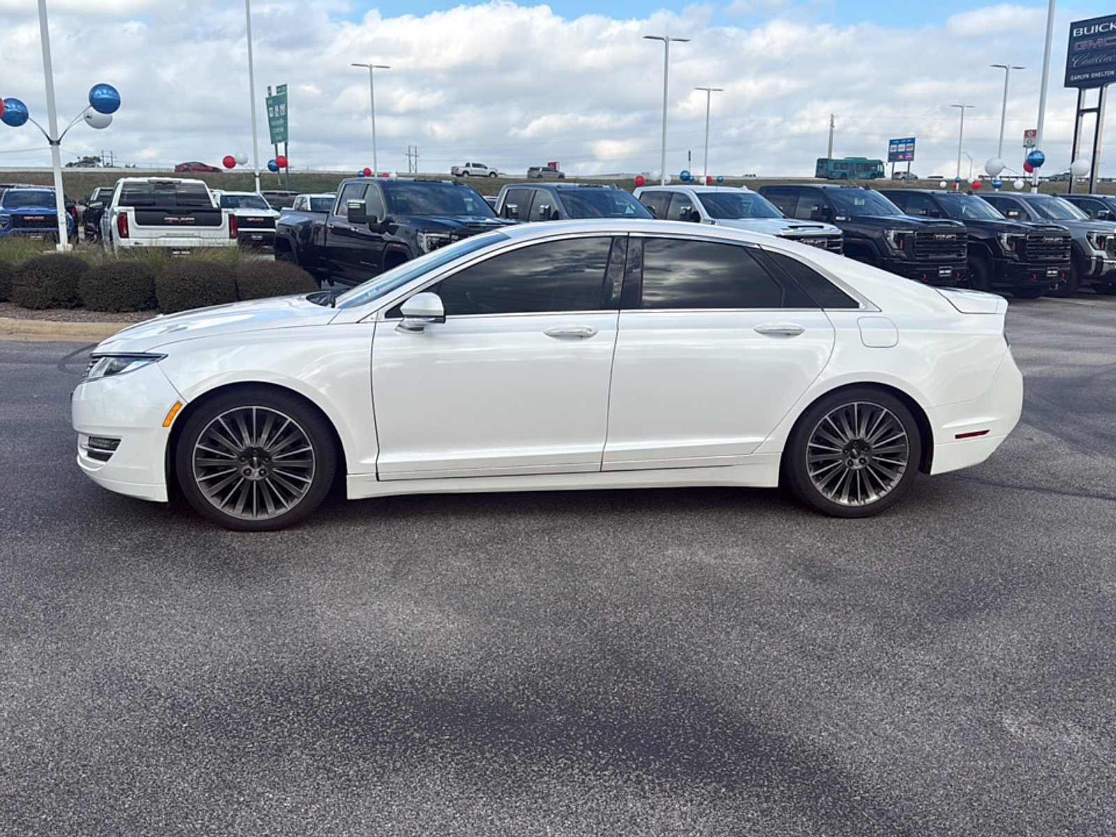 Used 2016 Lincoln MKZ w/ Equipment Group 300A Reserve image 5