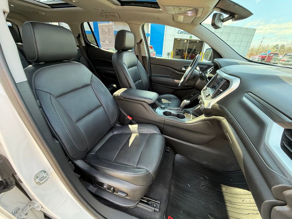 Certified 2019 GMC Acadia SLT w/ Black Edition AWD/4WD image 32